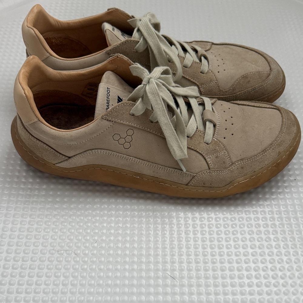 Vivobarefoot Men's Gobi Leather Sneakers